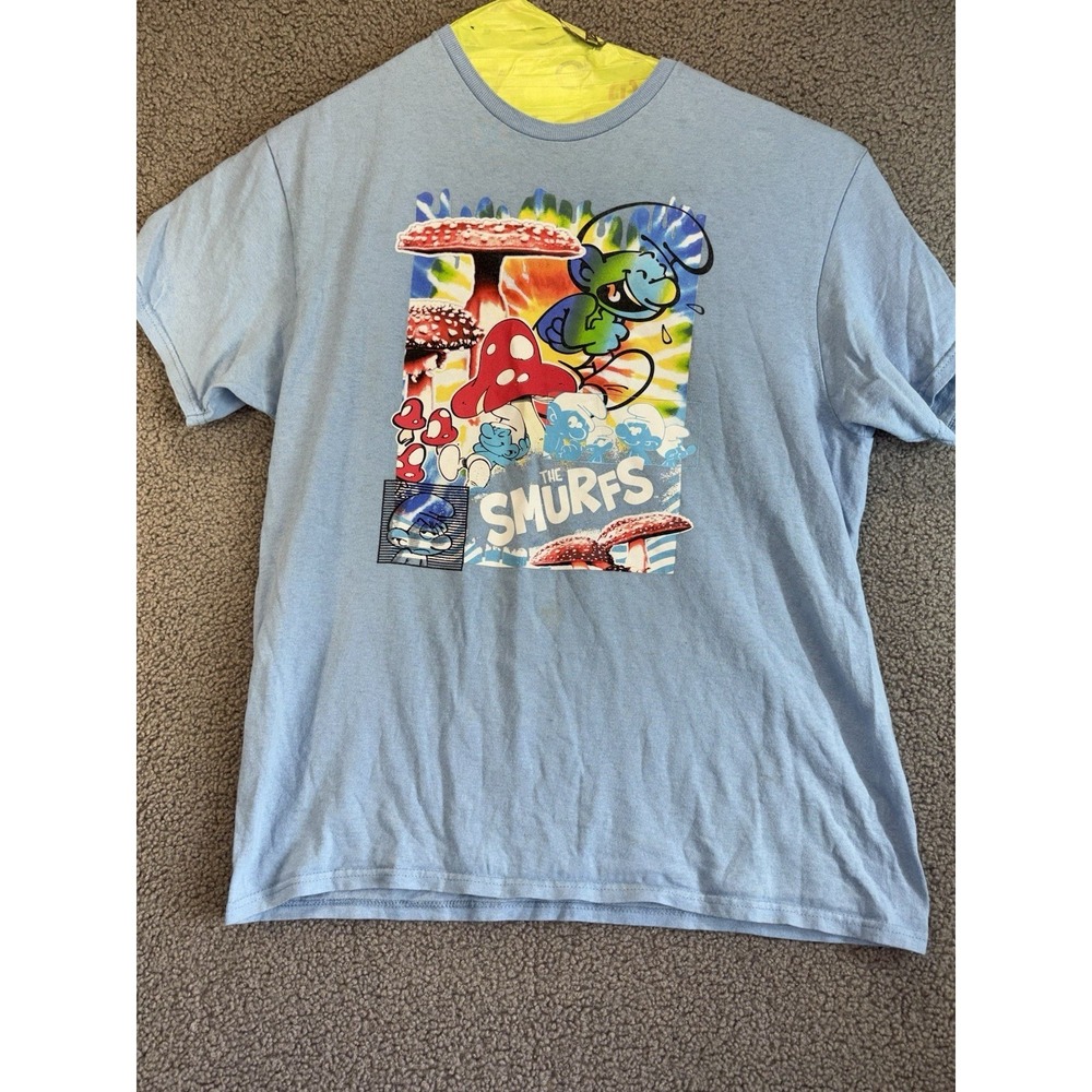 The Smurfs Men's  T-Shirt Large‎